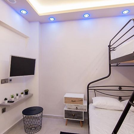 Modern Studio For 4 In Glyfada Atenas Exterior foto