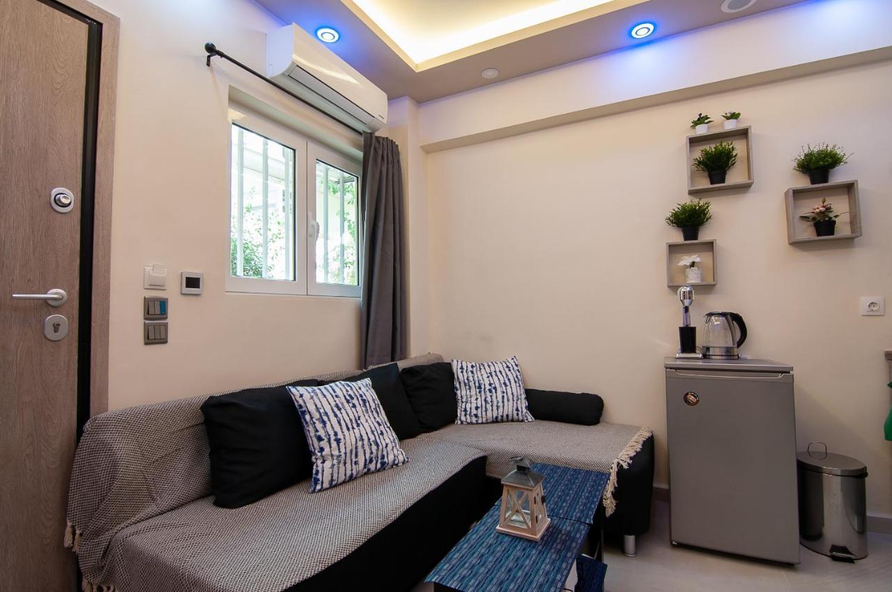 Modern Studio For 4 In Glyfada Atenas Exterior foto